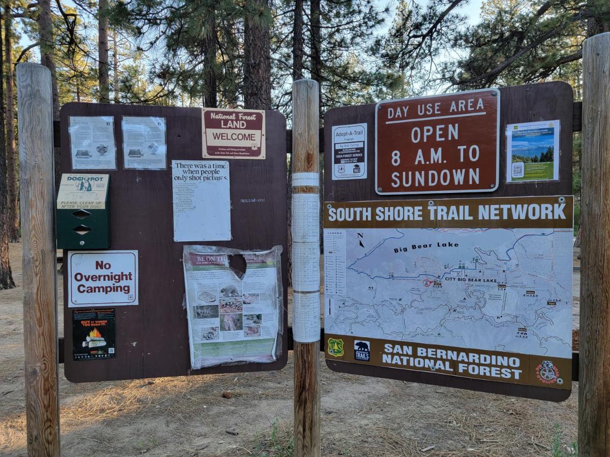 Four Seasons Getaway-Private Hot Spa With Pine Tree Views-Walk To Village And Pineknot Trailhead-Plus King Bed! Big Bear Lake Eksteriør billede